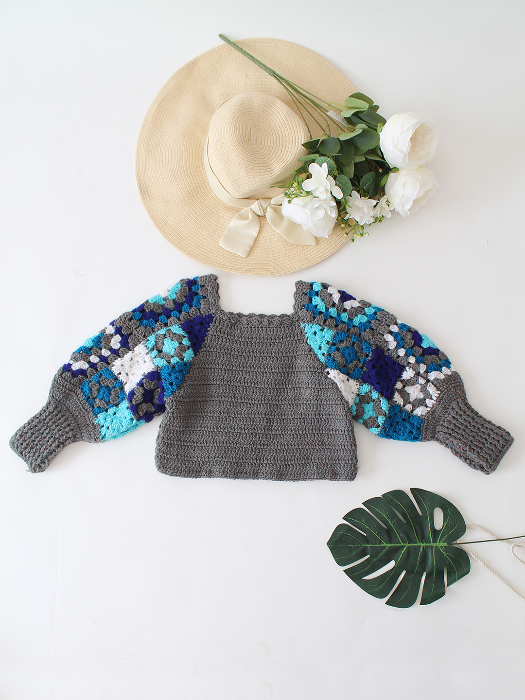 Woonie Crochet Granny Square Detailed Sleeve Pullover - Grey