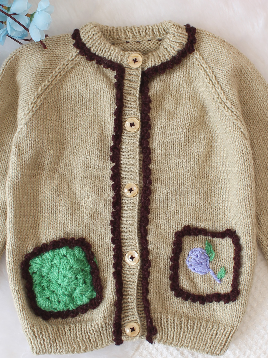 Woonie Handknitted Sweater with Scallop Detail- Beige
