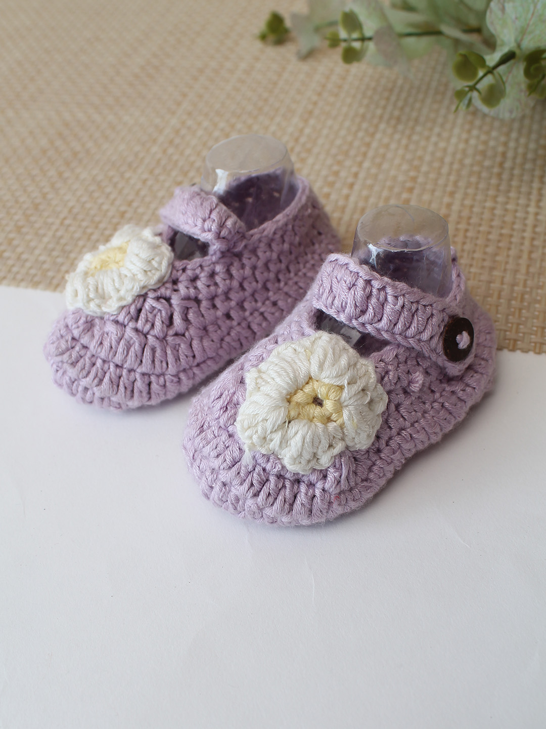 Woonie Cotton Bamboo Floral Applique Summer Booties  Purple