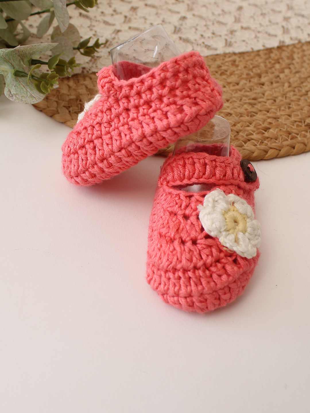 Woonie Cotton Bamboo Floral Applique Detailed Summer Booties - Peach
