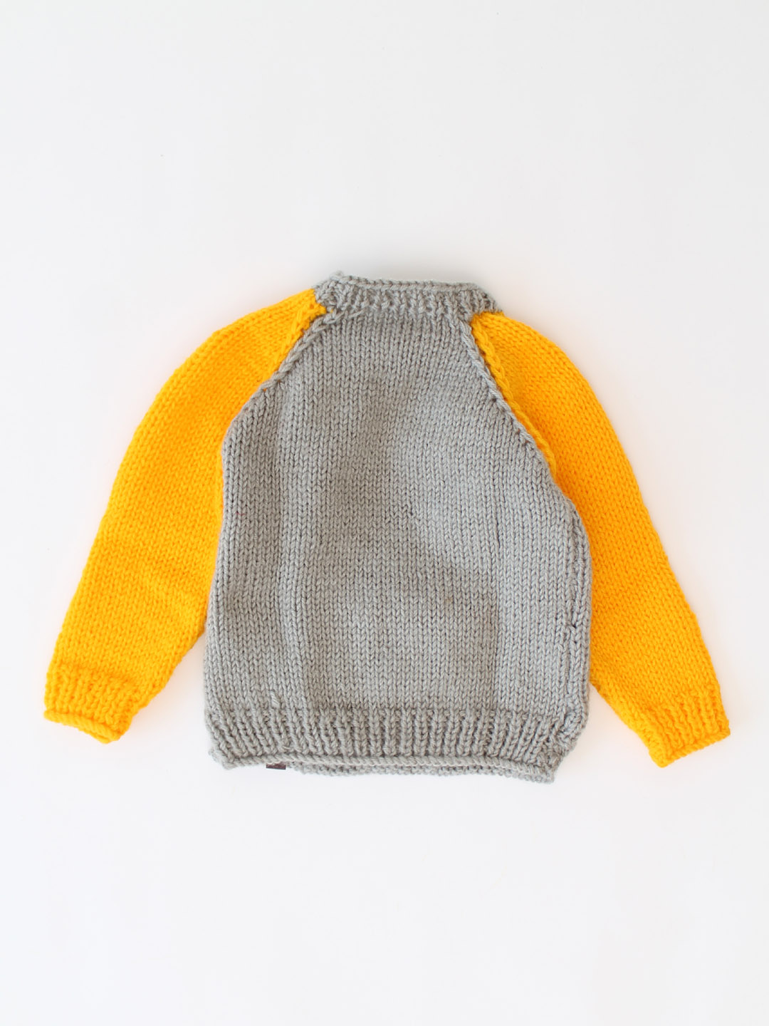 Woonie Handmade Full Sleeves Fruit Design Sweater with Pant-Grey