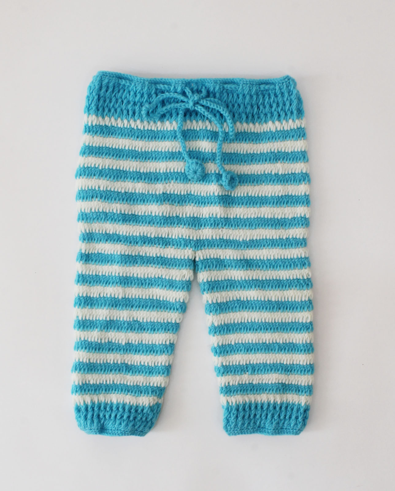 Handmade Full Sleeves Bunny Fcae Detailing Sweater With Pant-Blue & White