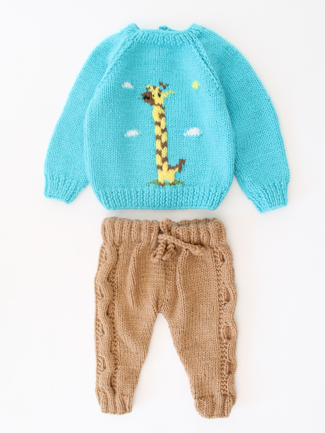 Woonie Handknitted Giraffe Design Sweater Set - Blue