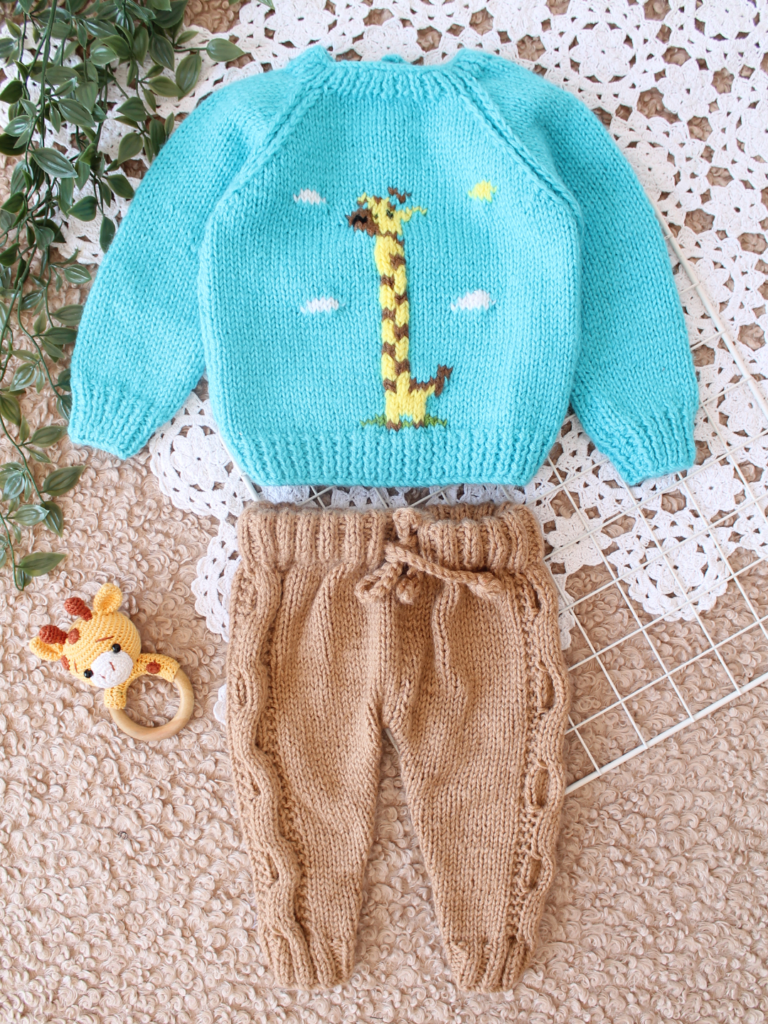 Woonie Handknitted Giraffe Design Sweater Set - Blue