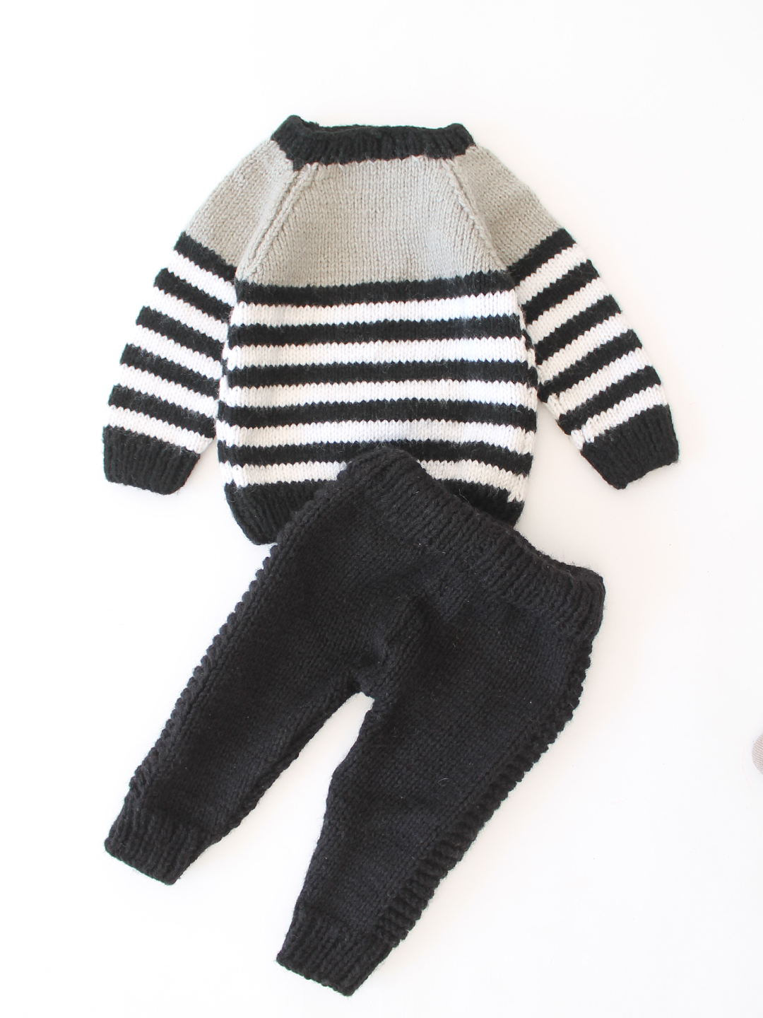 Woonie Handknitted Striped Sweater Set - Black