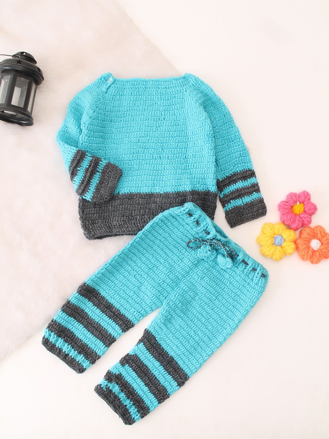 Woonie Colour Blocked Sweater With Coordinating Pant Set - Blue