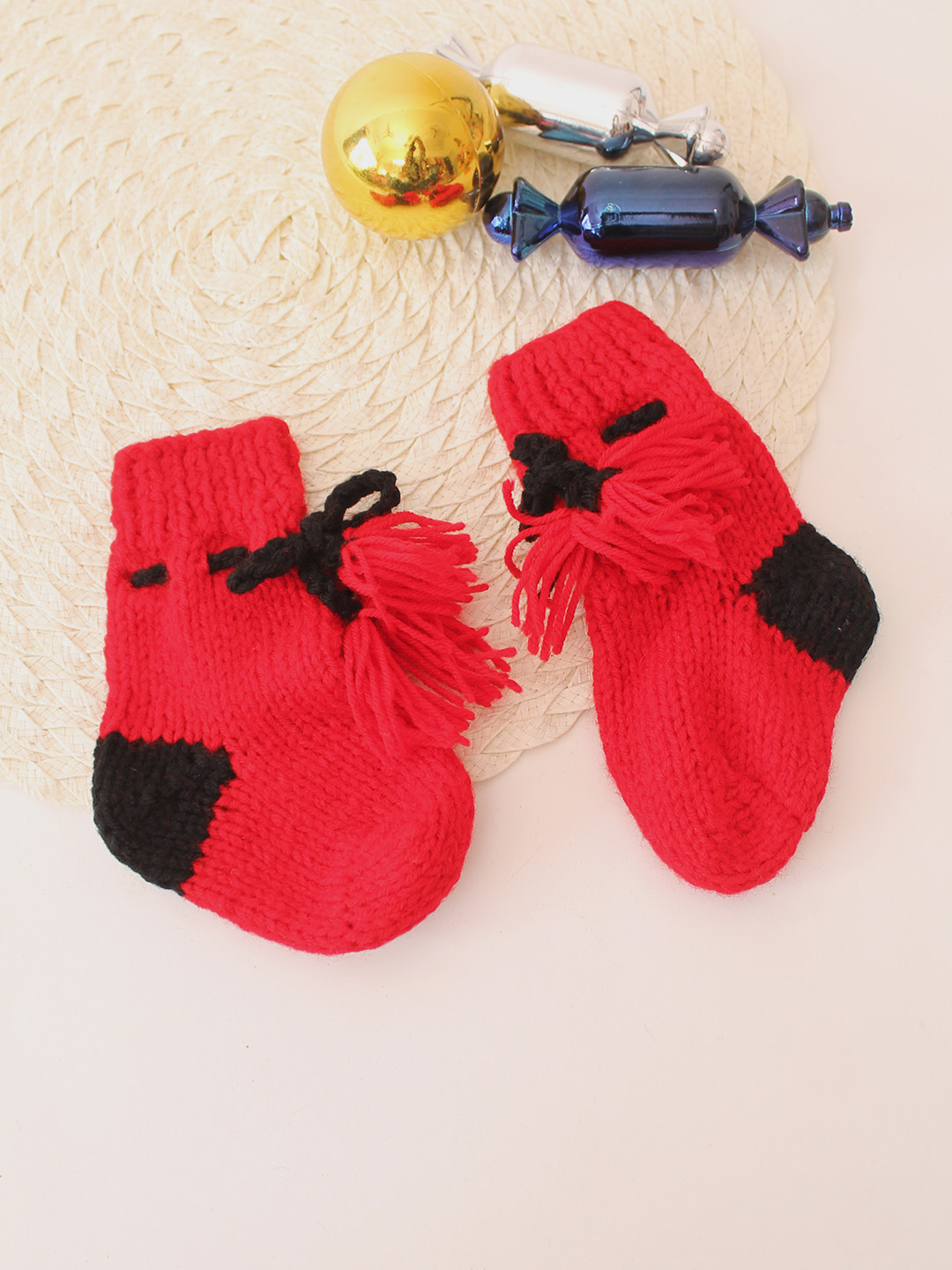 Woonie Handknitted Socks - Red