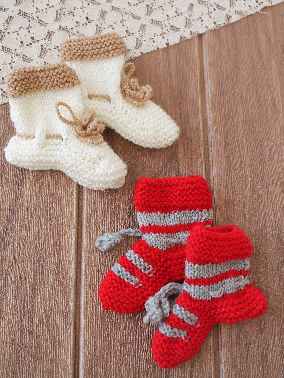 Woonie Handknitted Socks with Striped & Self Design Pack of 2 - Cream & Red