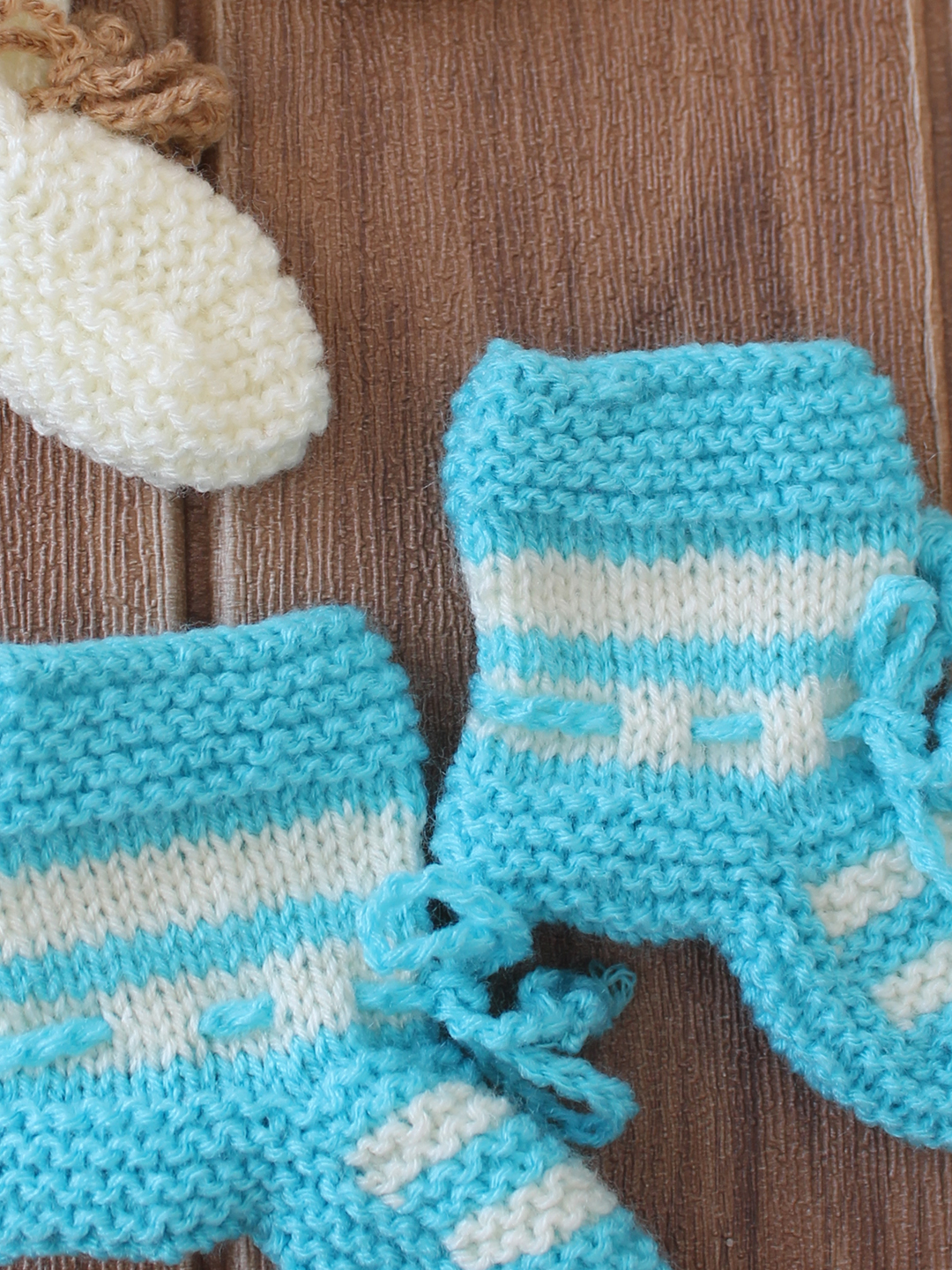 Woonie Handknitted Socks with Striped & Self Design Pack of 2 - Cream & Light Blue