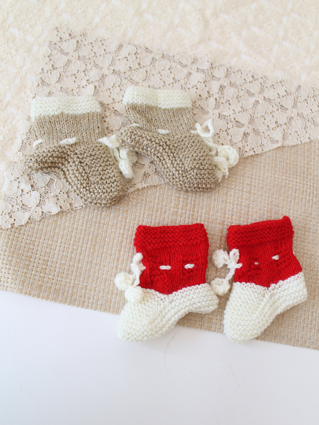 Woonie HandKnitted Ankle Length Socks with Self Design Pack of 2 - Cream & Beige
