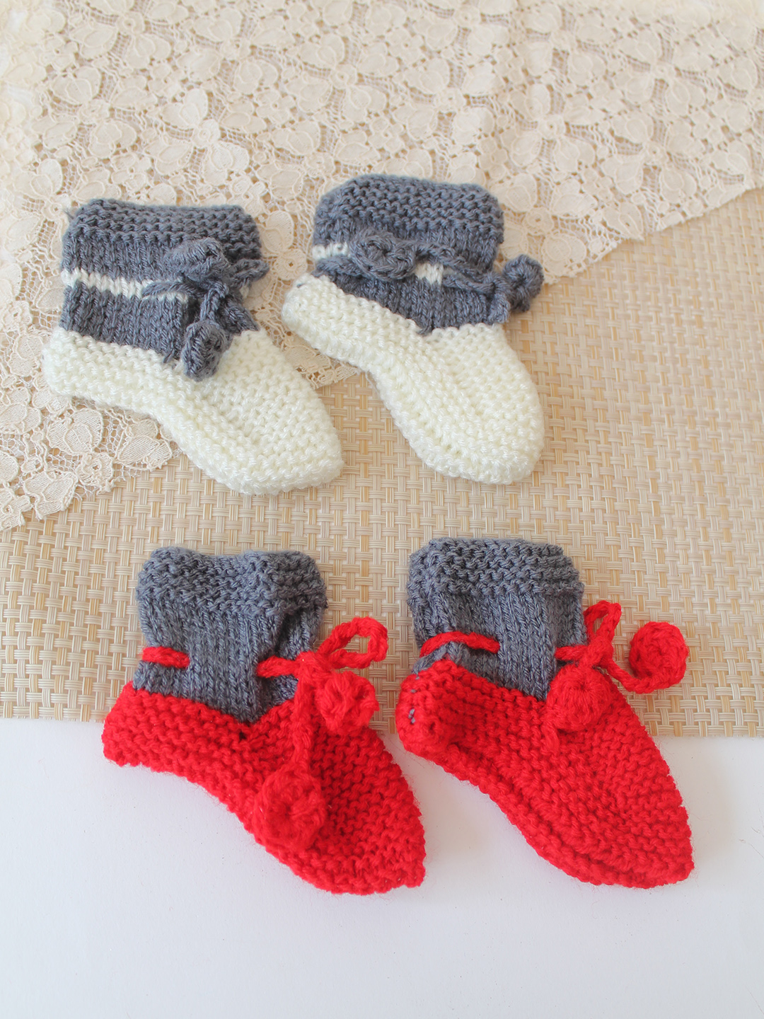 Woonie HandKnitted Ankle Length Socks with Self Design Pack of 2 - Red & Cream