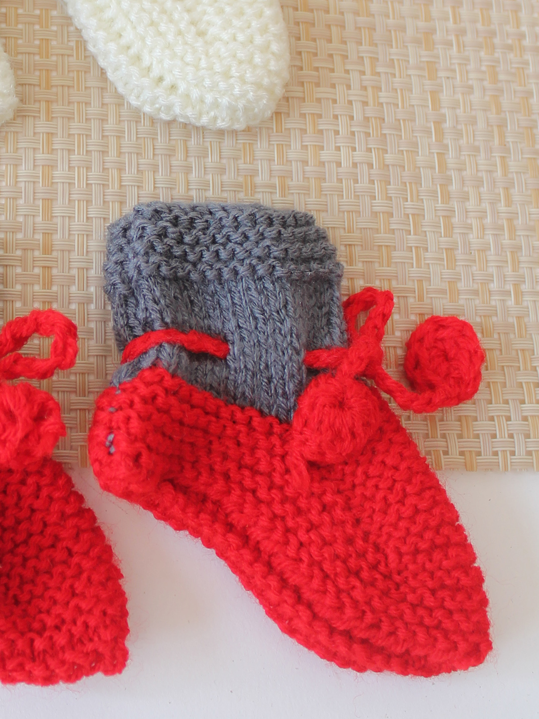 Woonie HandKnitted Ankle Length Socks with Self Design Pack of 2 - Red & Cream