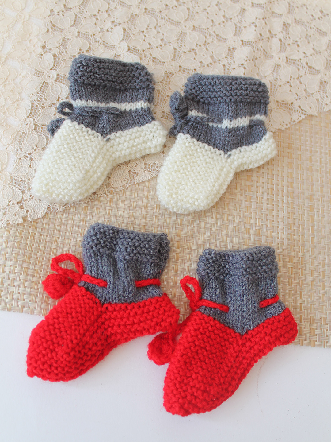 Woonie HandKnitted Ankle Length Socks with Self Design Pack of 2 - Red & Cream