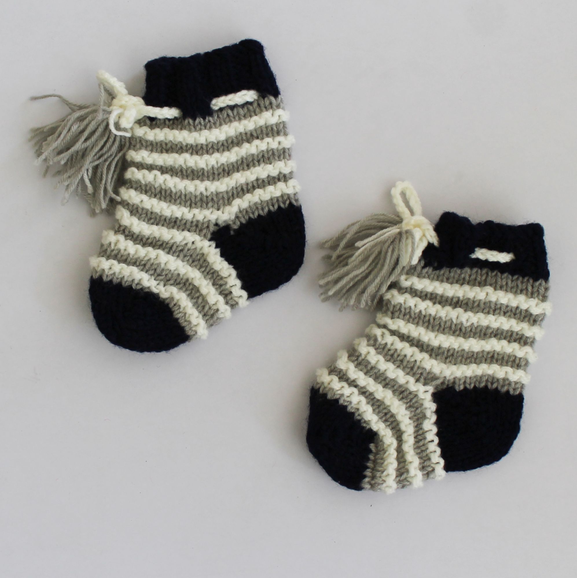 Woonie Striped Handmade Socks - Grey