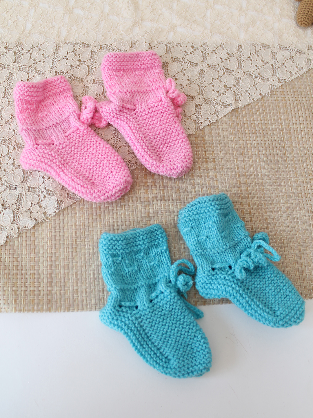 Woonie HandKnitted Ankle Length Socks with Self Design Pack of 2 - Blue & Pink