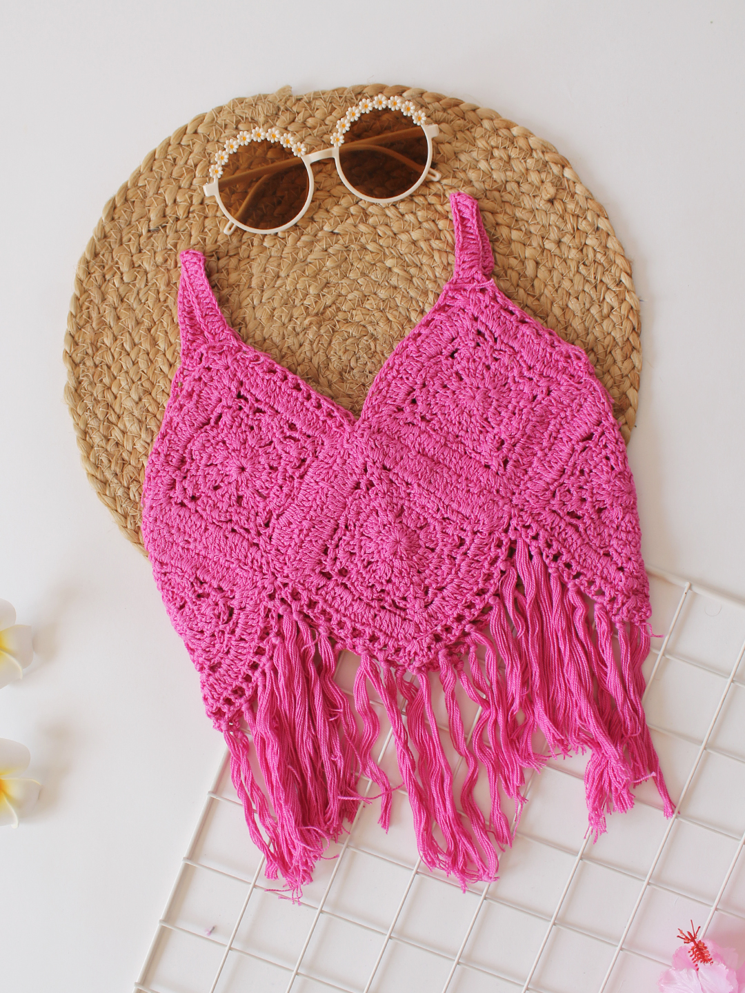 Woonie Handmade Sleeveless Fringes Detailing Crochet Top - Pink