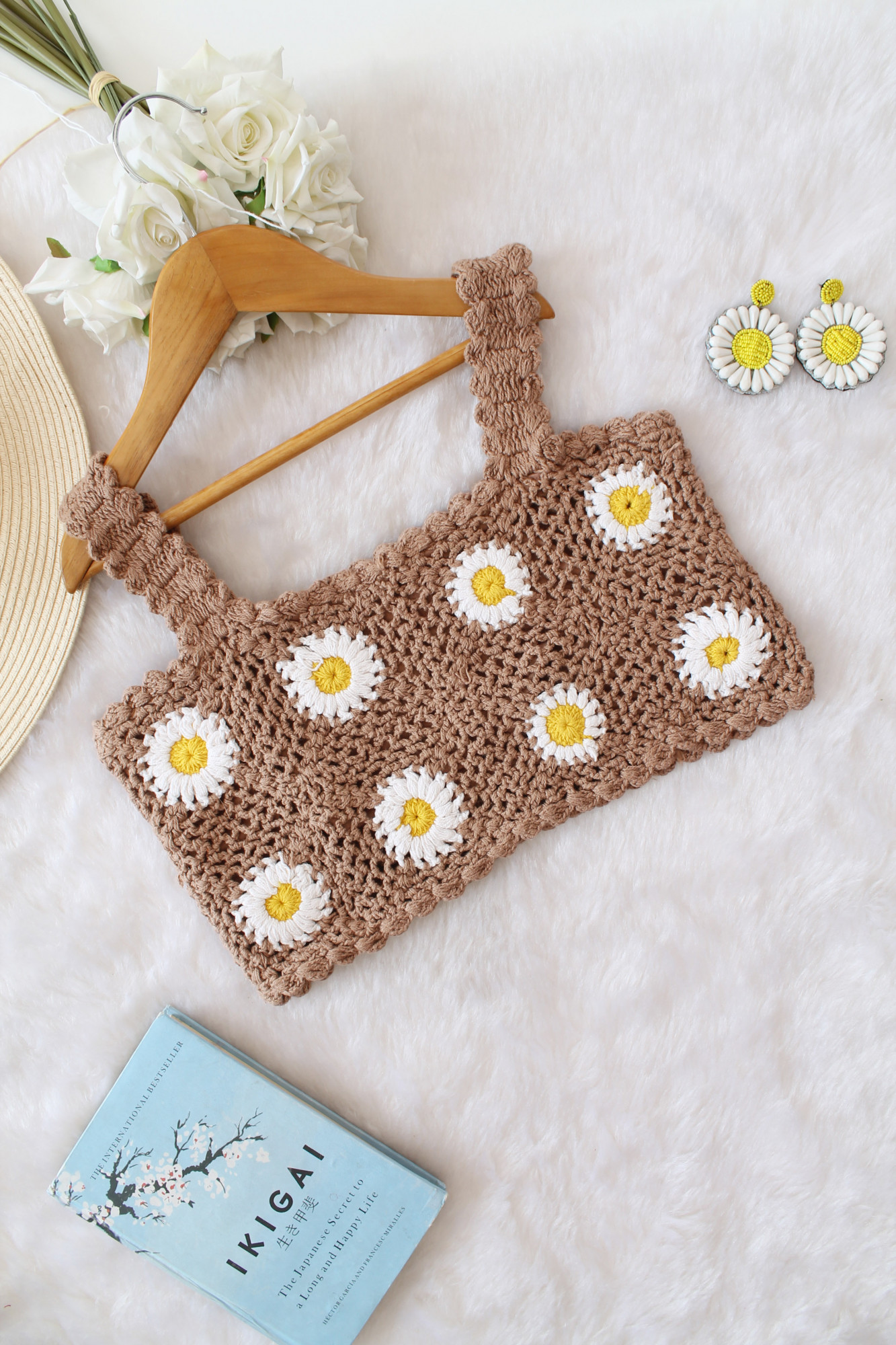 Woonie Crochet Daisy Top - Beige