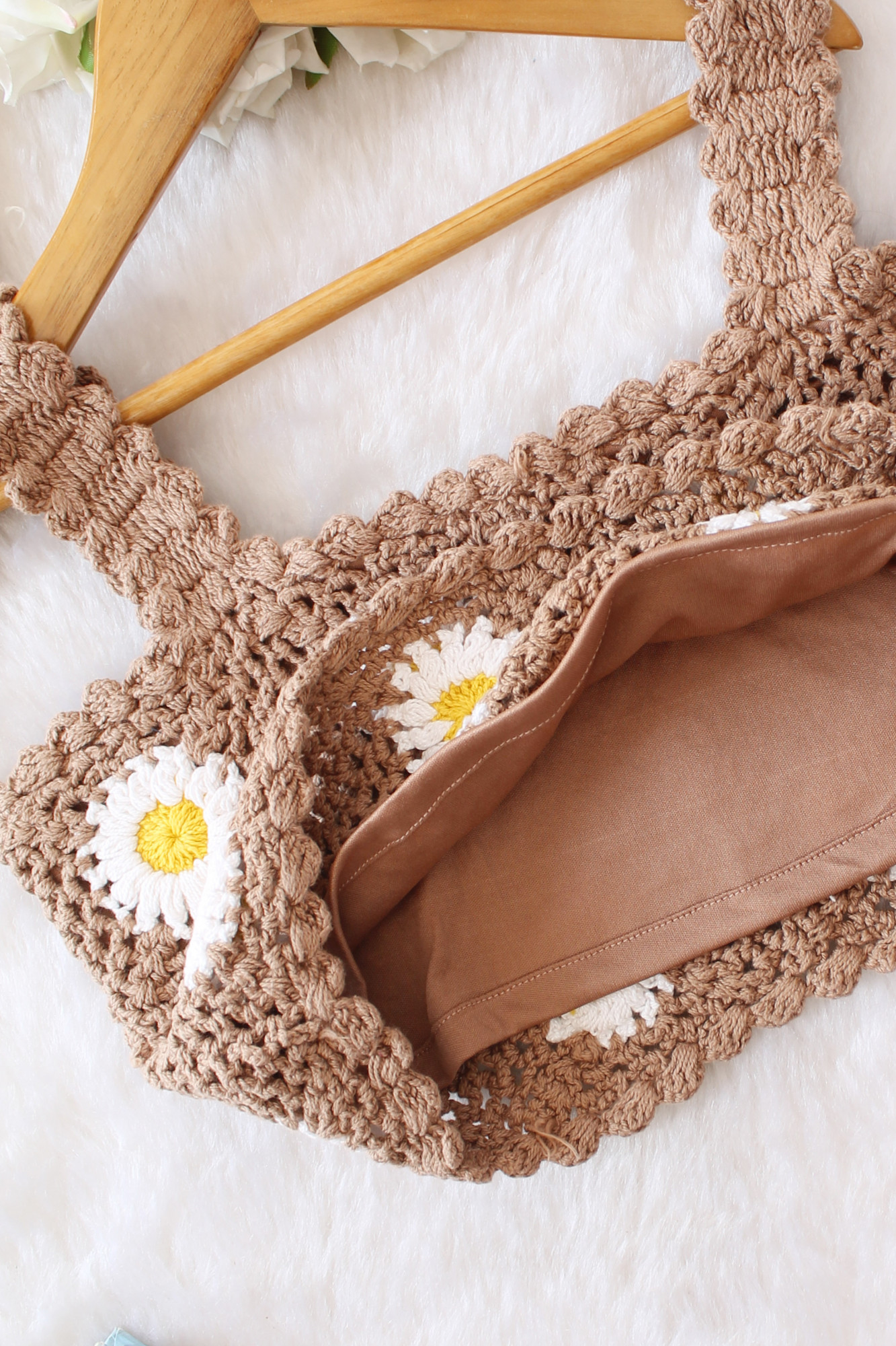 Woonie Crochet Daisy Top - Beige