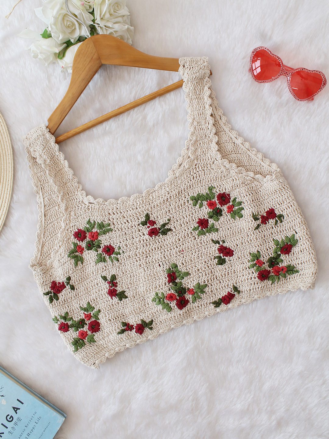 Woonie Floral Embroidery Top - Off White