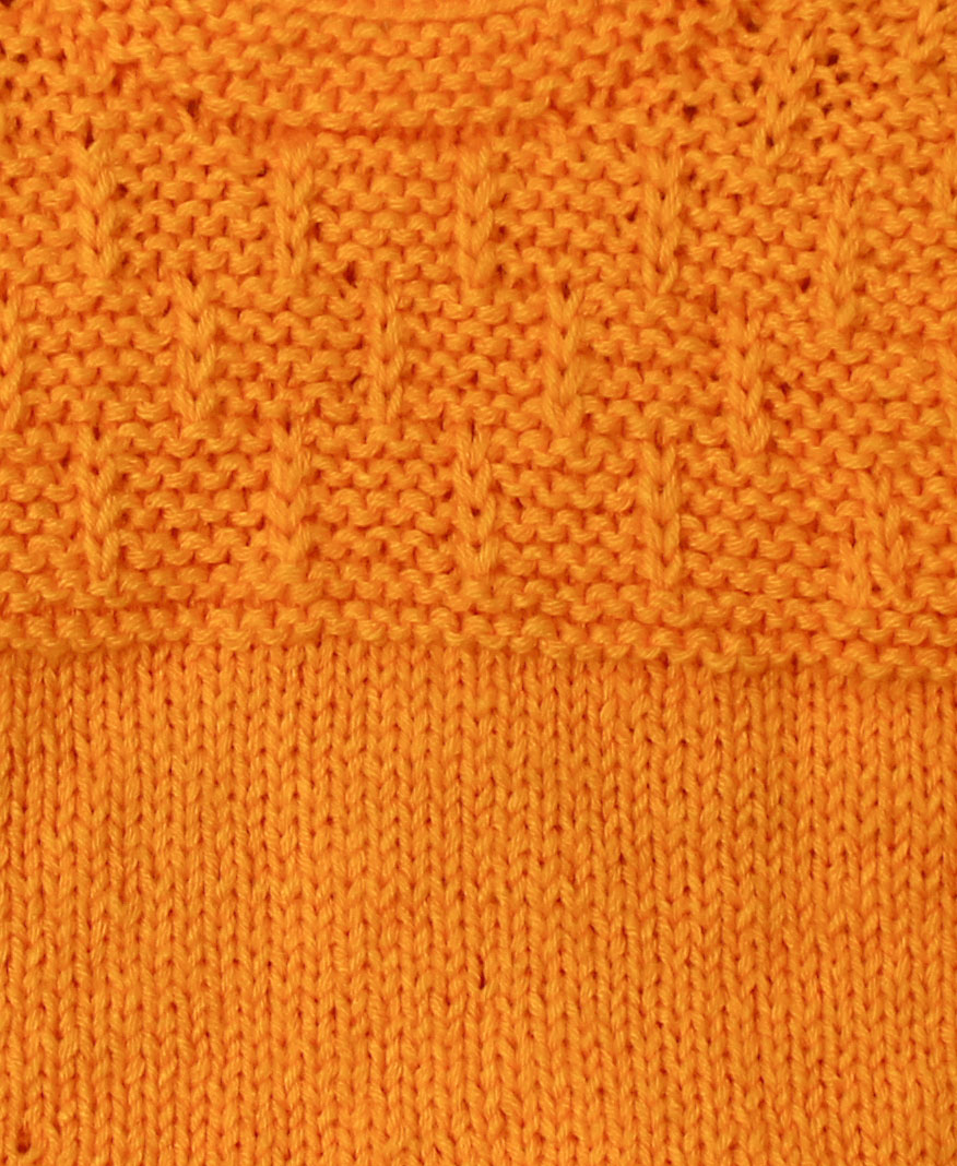 Sleeveless Yellow Woolen Vest With Round Neck