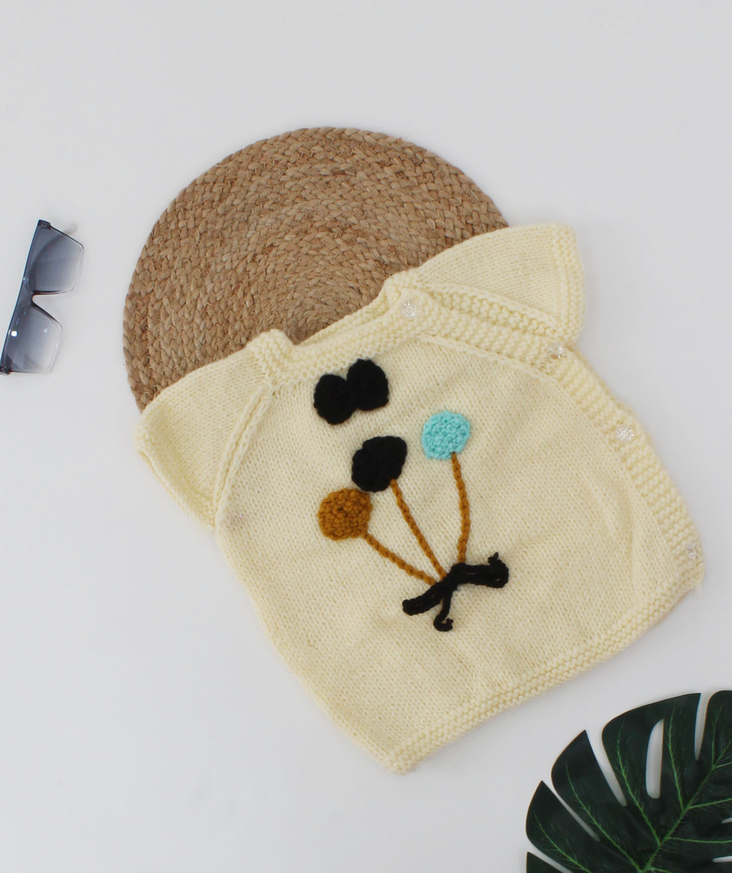 Woonie Handmade Short Sleeves Bow Detailing Balloon Design Knitted Vest-Cream