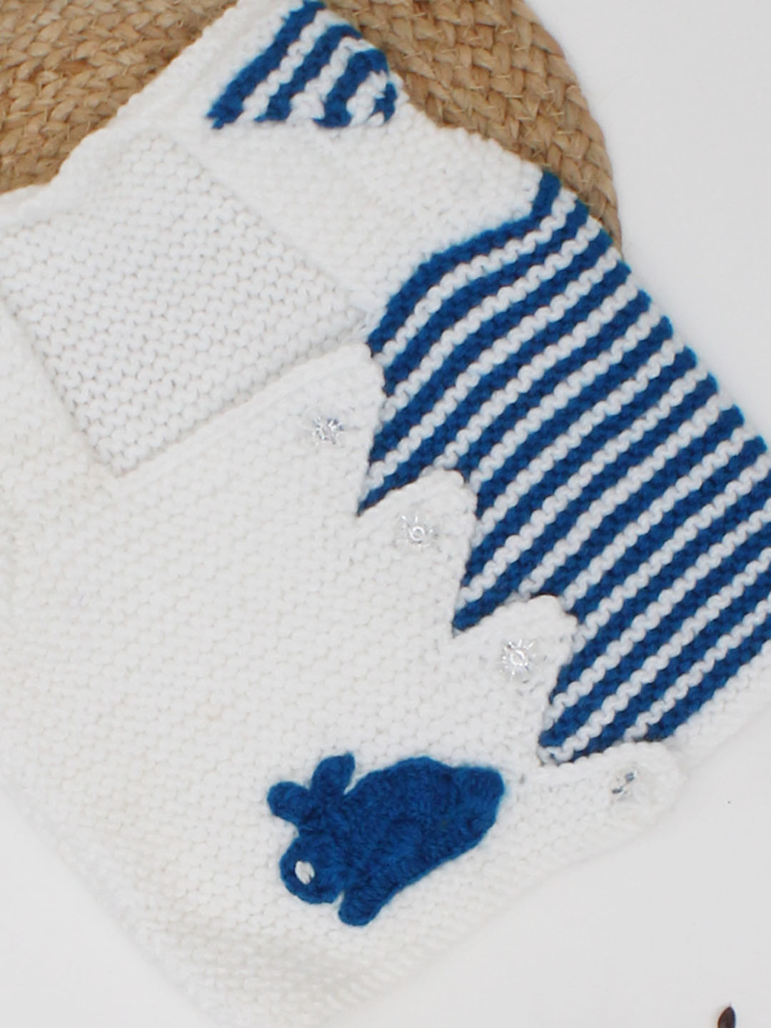 Woonie Handmade Sleeveless Striped & Rabbit Design Knitted Vest-White
