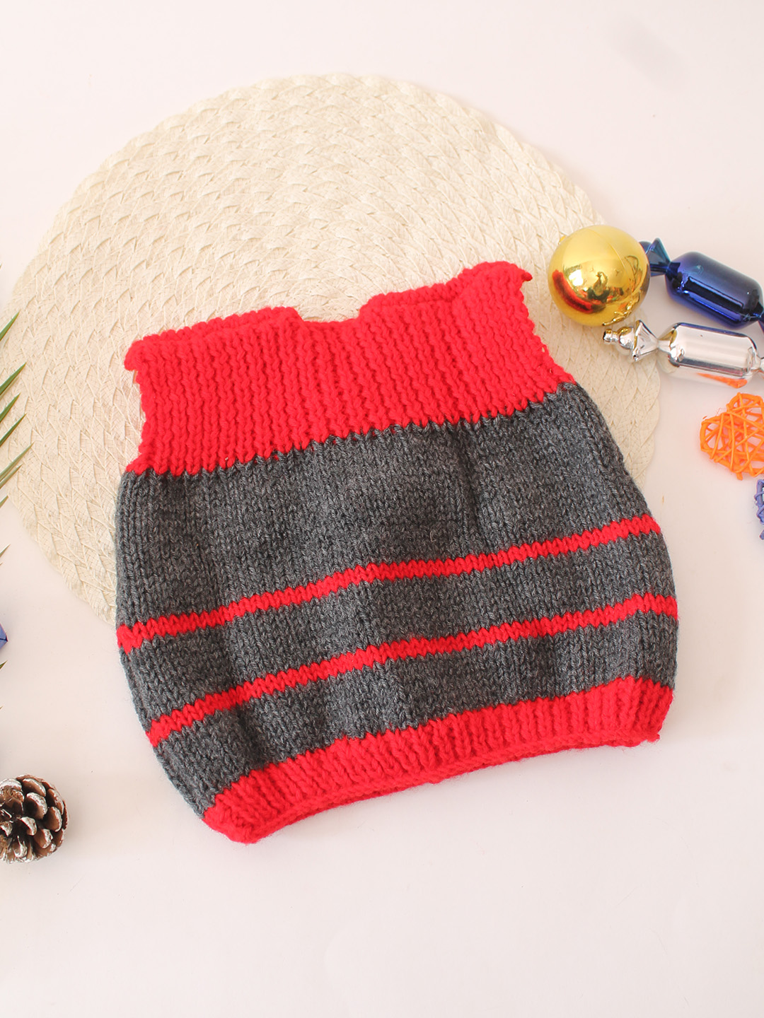 Woonie Handknitted Dual Color Woolen Vest - Red