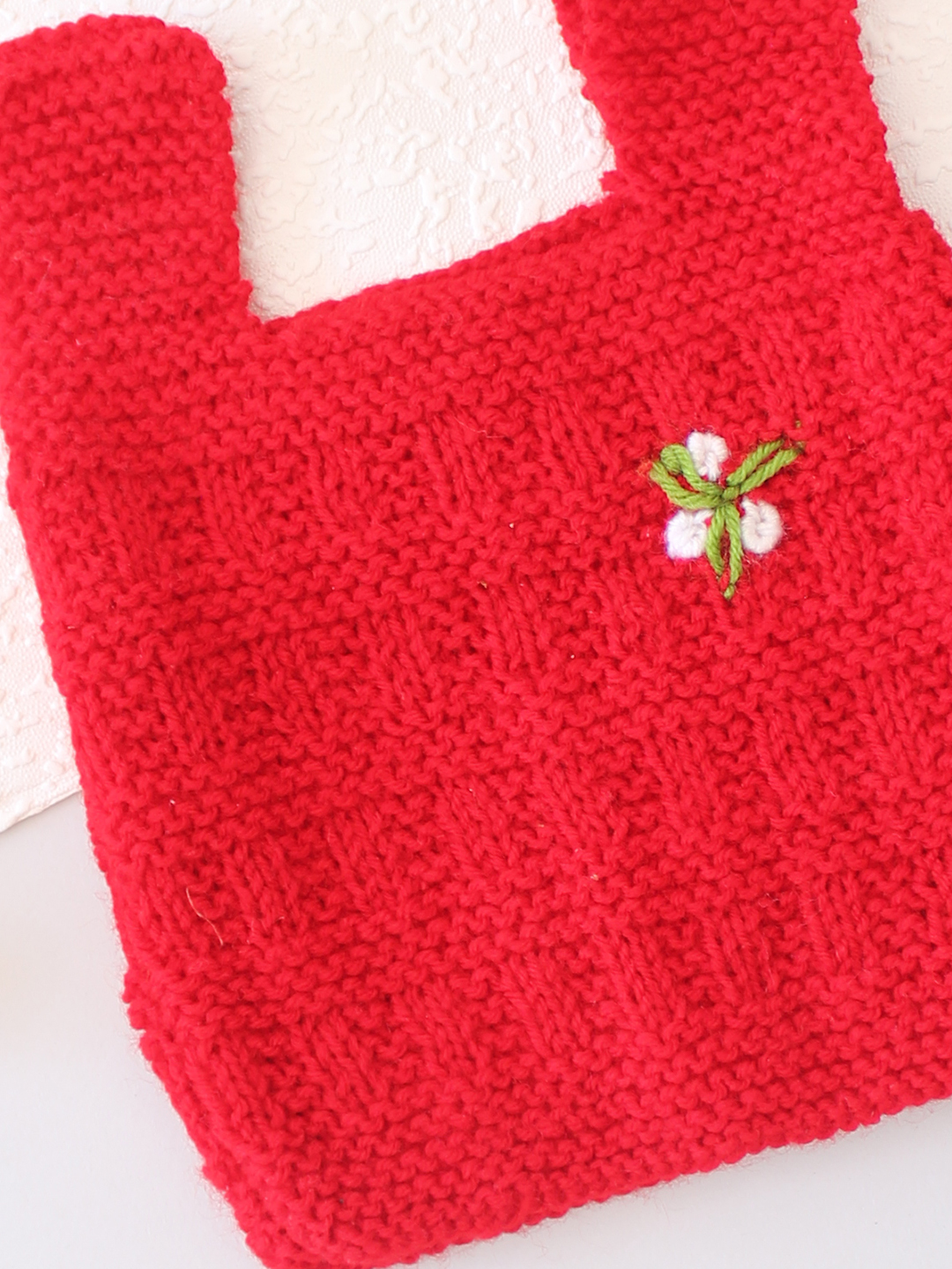 Woonie Handknitted Sleeveless Vest - Red