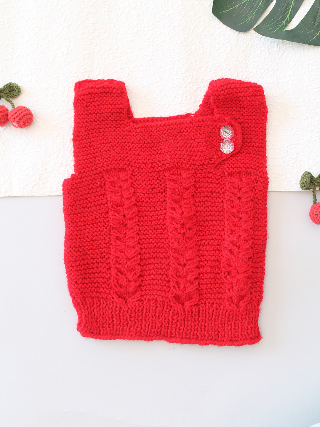Woonie Handknitted Sleeveless Vest - Red