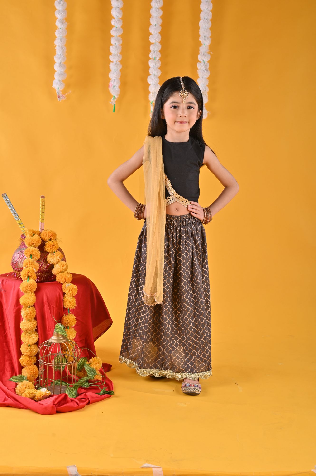 Woonie Sleeveless Zardosi Lace Design Choli With Motif Lehenga & Dupatta - Black