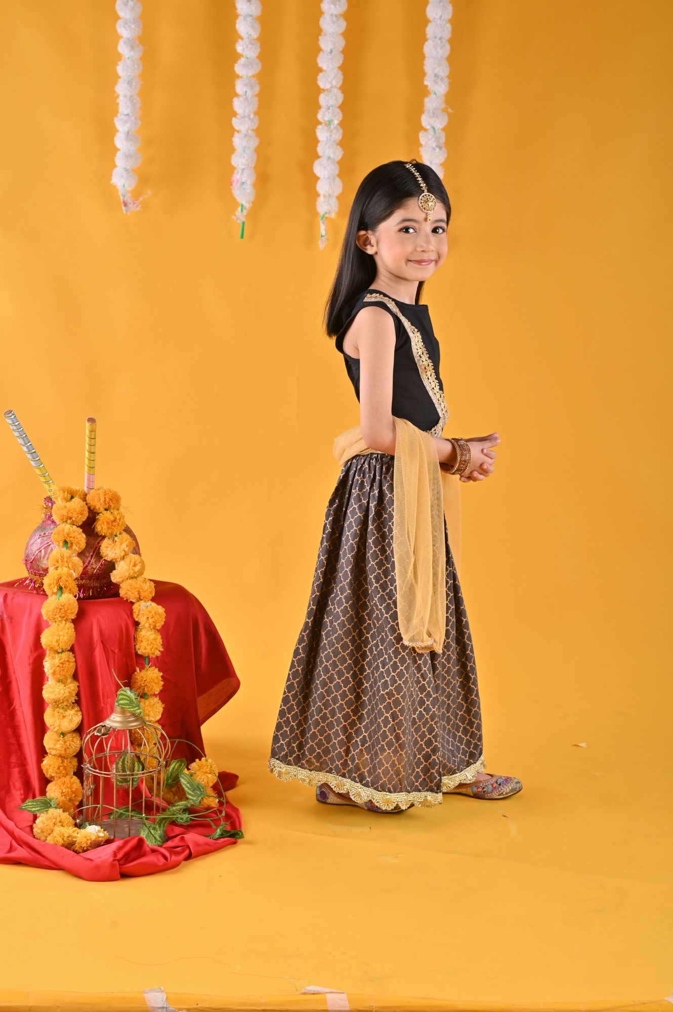 Woonie Sleeveless Zardosi Lace Design Choli With Motif Lehenga & Dupatta - Black
