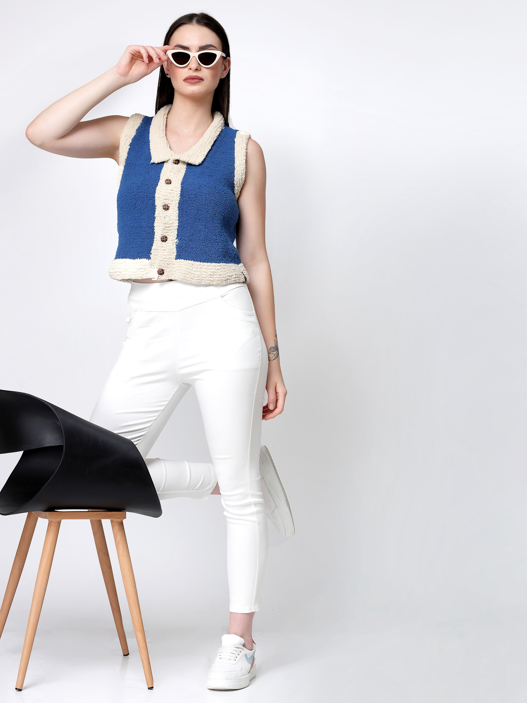 Crochet Self Design Front Open Faux Fur Sweater Vest - Blue