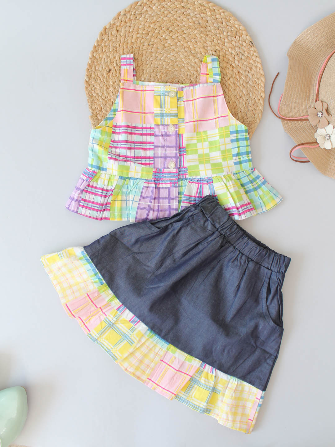 Woonie Sleeveless Geometric Print Top With Skirt - White