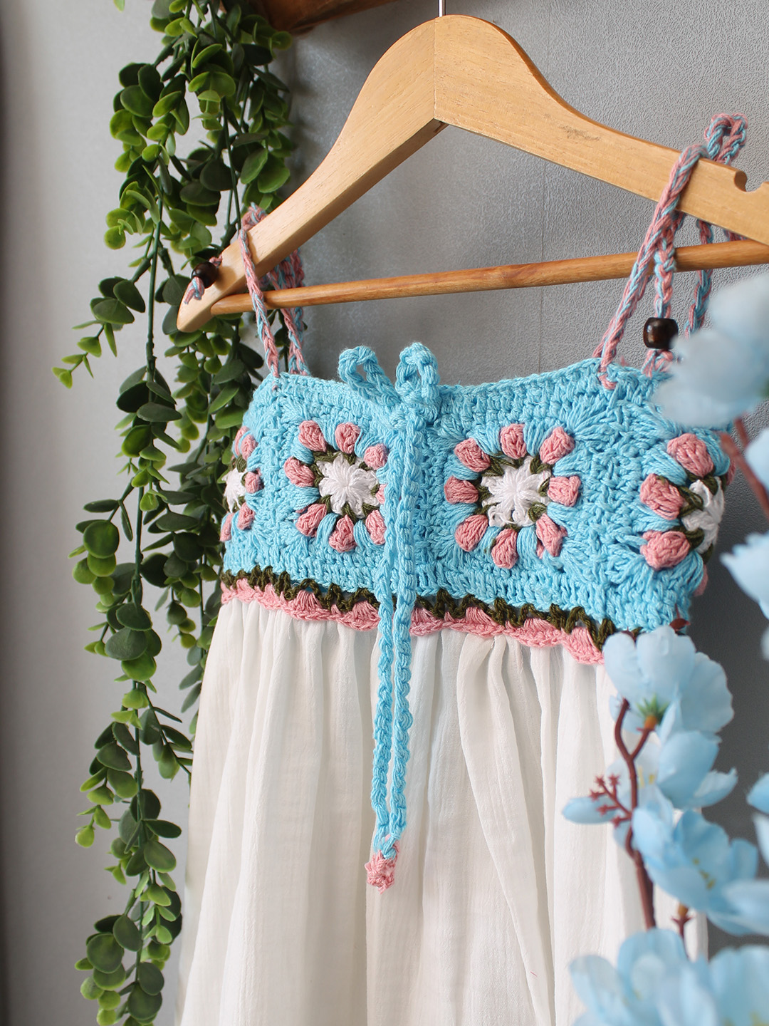 Woonie Granny Square Crochet Summer Dress - White