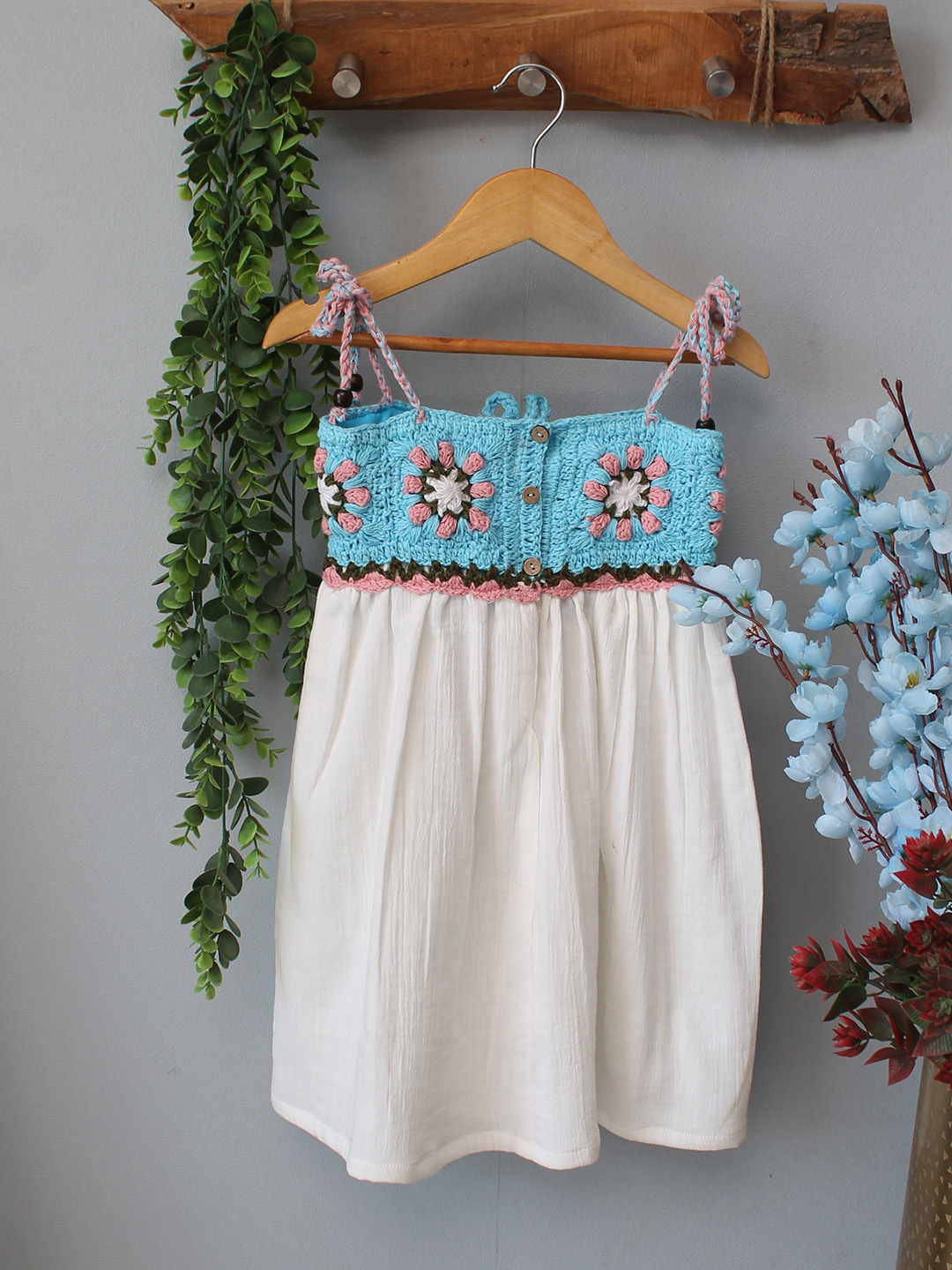 Woonie Granny Square Crochet Summer Dress - White