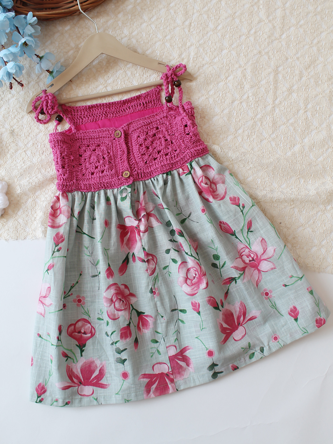 Woonie Cotton Hand Knitted Sleeveless Floral Printed Crochet Detailed Dress - Light Green