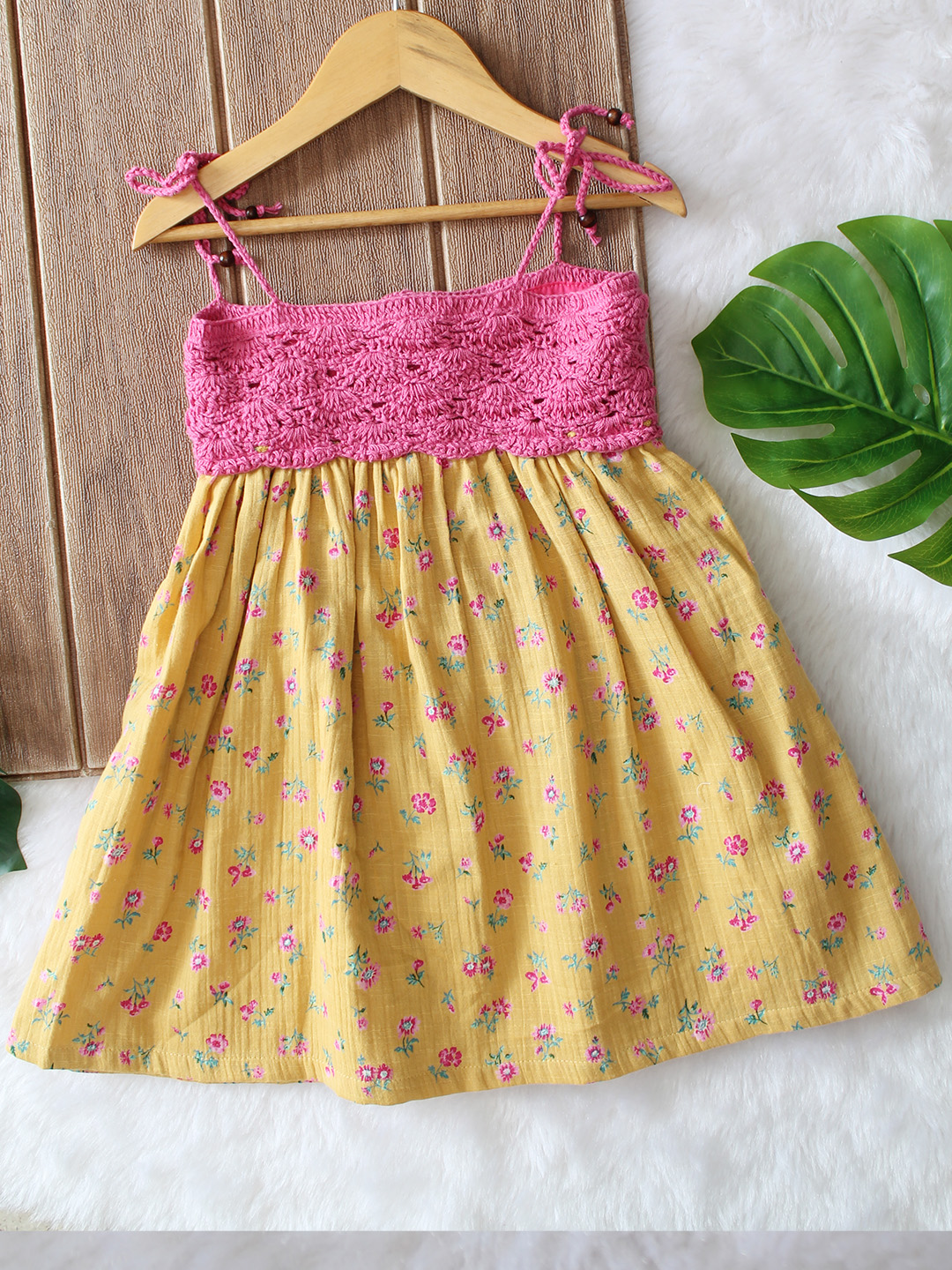 Woonie Cotton Hand Knitted Sleeveless Floral Printed Crochet Detailed Dress - Yellow