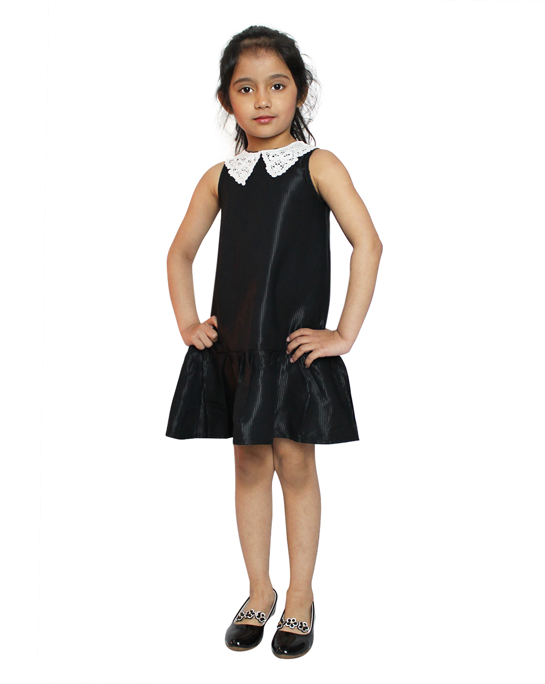Woonie Sleeveless Solid Dress - Black