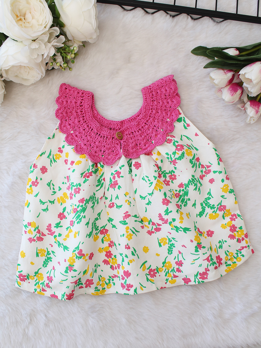Crochet Neck Detailed Printed Frock - Pink