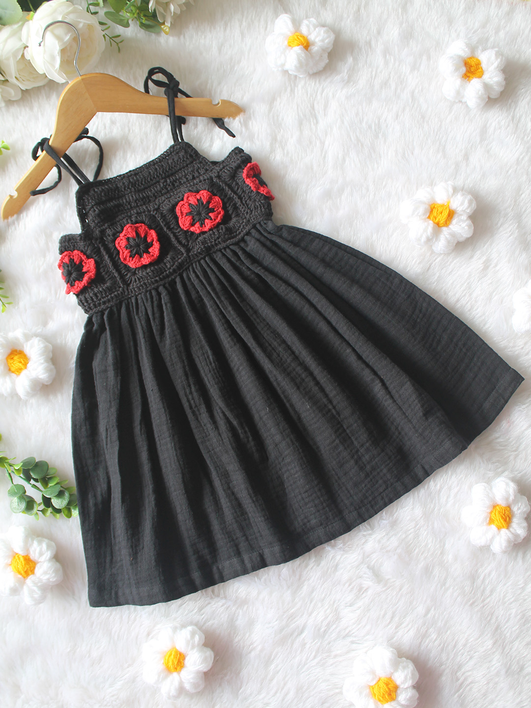 Woonie Woven Floral Summer Crochet Dress - Black