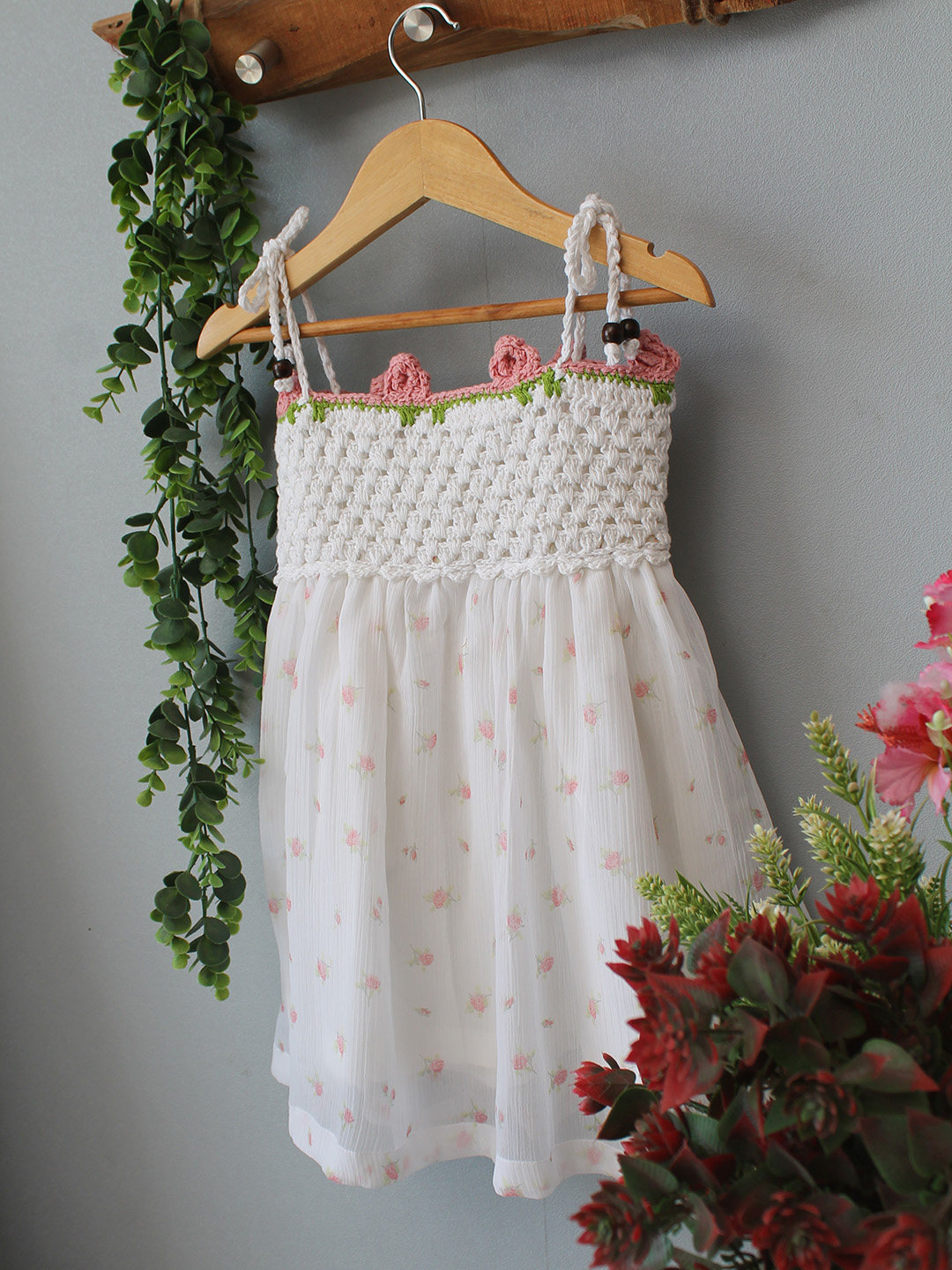 Woonie Crochet Floral Printed Summer Dress - White