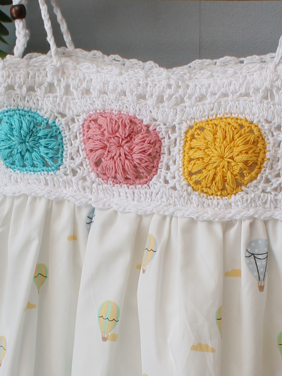 Woonie Crochet Balloon Printed Summer Dress - White