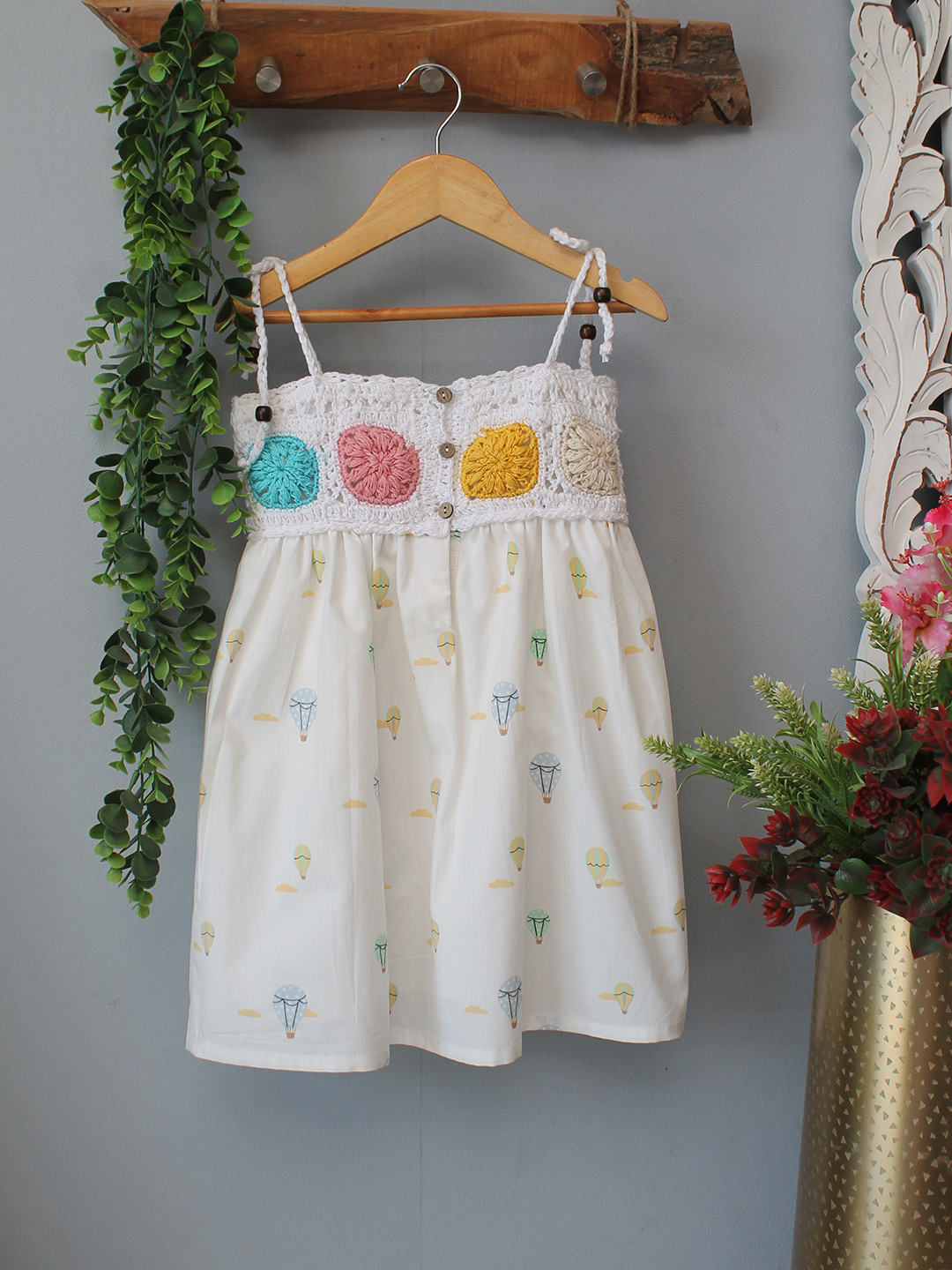 Woonie Crochet Balloon Printed Summer Dress - White
