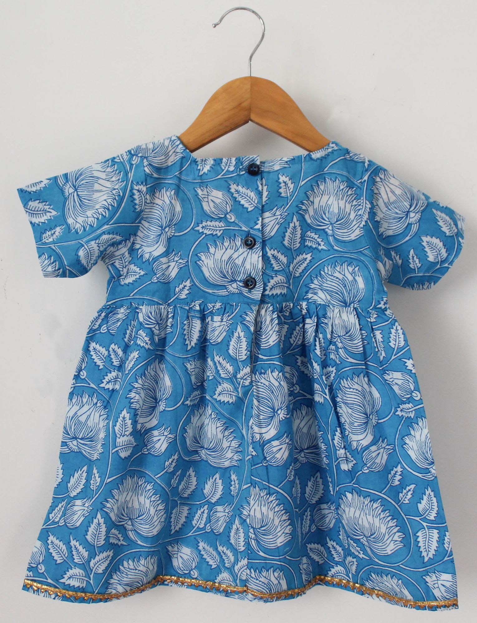 Woonie Half Sleeves Floral Print Kurti With Stripped Pattern Sharara- Blue