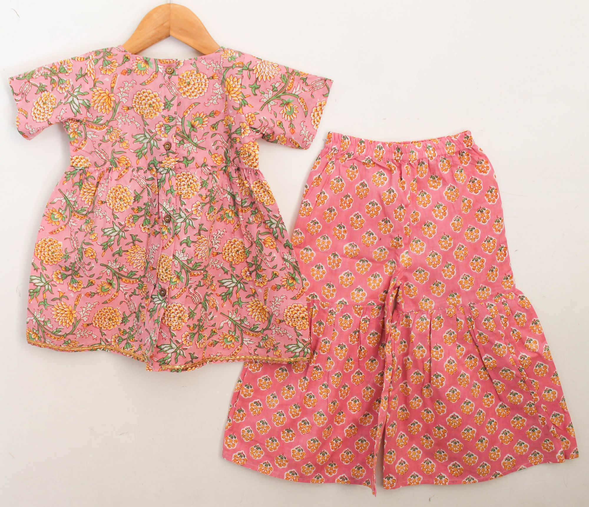 Woonie Half Sleeves Floral Print Kurti & Sharara Set- Pink