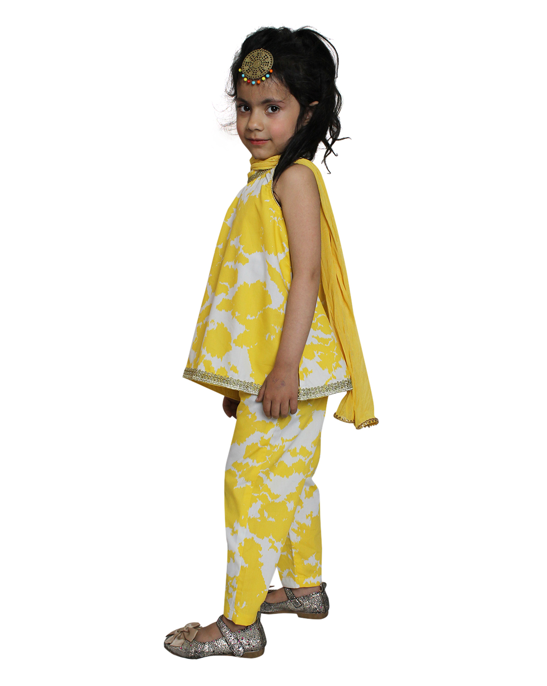 Woonie Sleeveless Abstract Design Kurta With Pants & Dupatta - Yellow