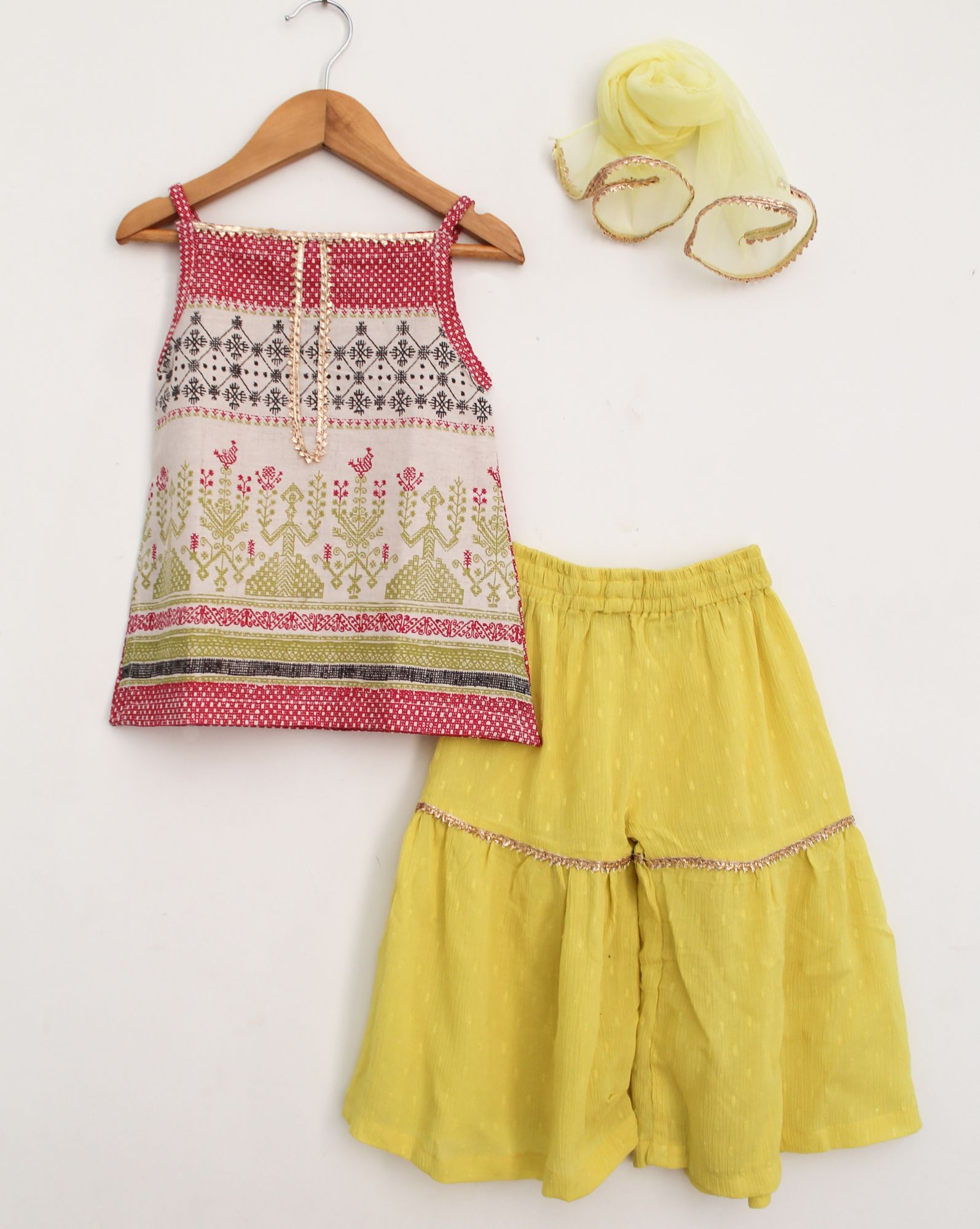 Woonie Sleveless Geometric Design Kurti With Sharara Pants - Multi Color