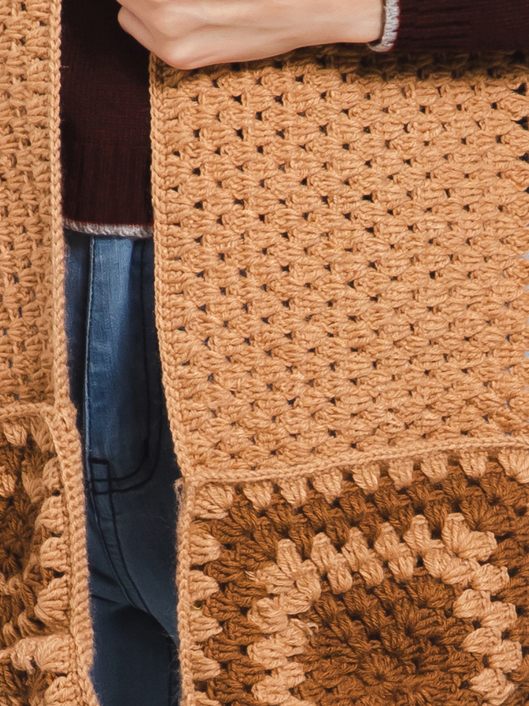 Granny Square Muffler with Pockets for Women - Beige