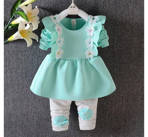 Image of Green set with Flower Detail