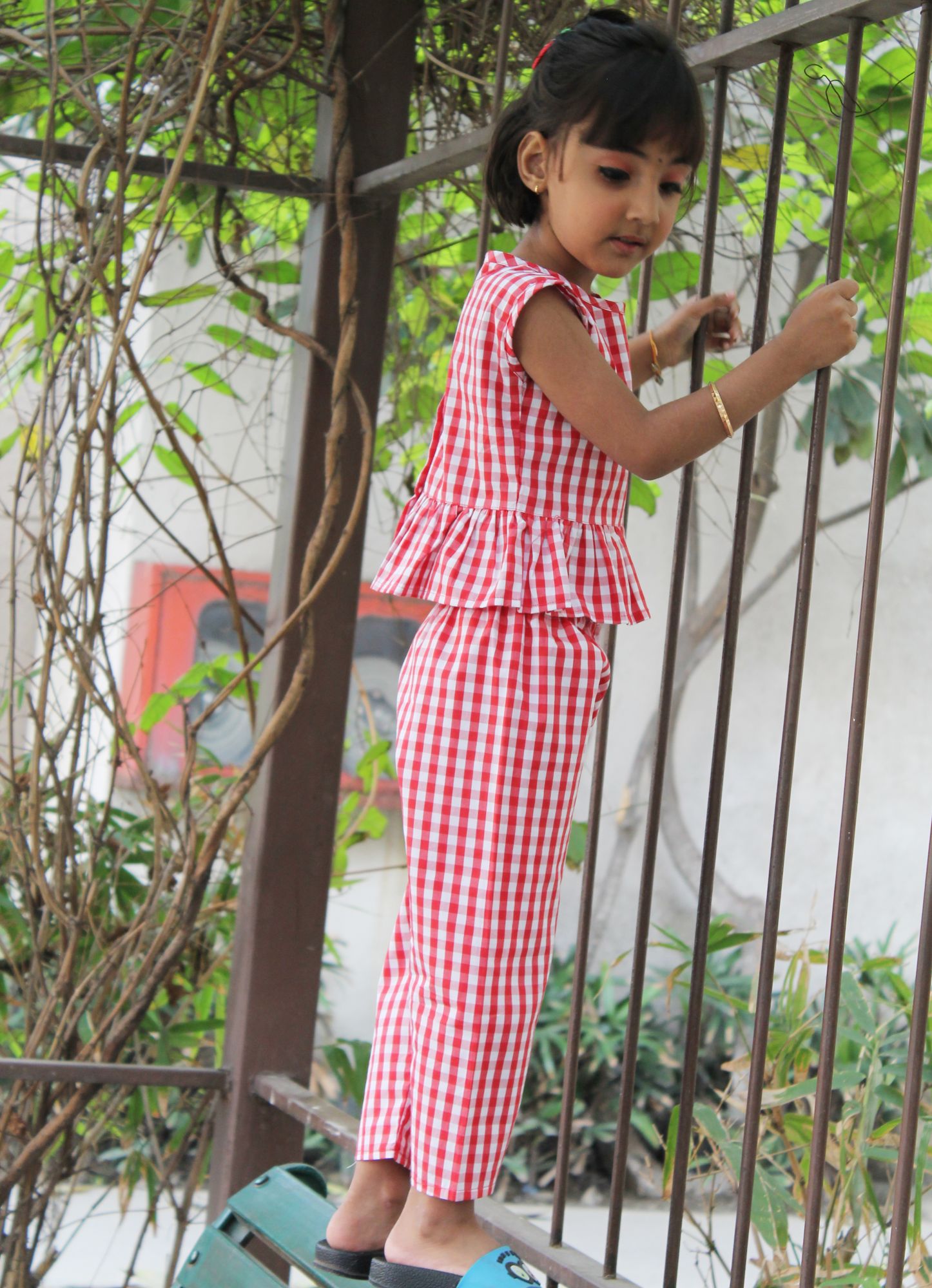 Woonie Cap Sleeves Checked Top With Pants - Red